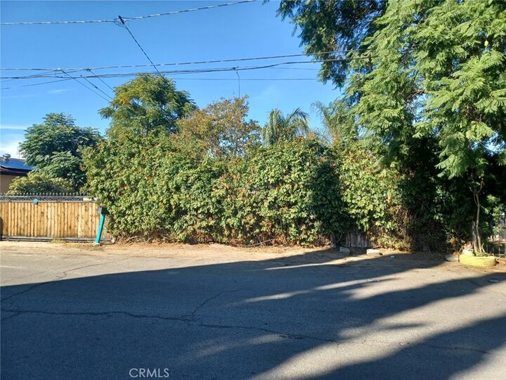 Property Photo:  25508 Paloma  CA 92410 