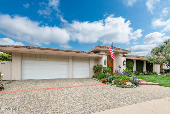 Property Photo:  32377 Lake Pleasant Drive  CA 91361 