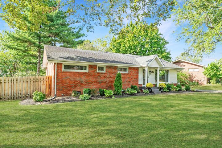 Property Photo:  3017 Windemere Cir  TN 37214 