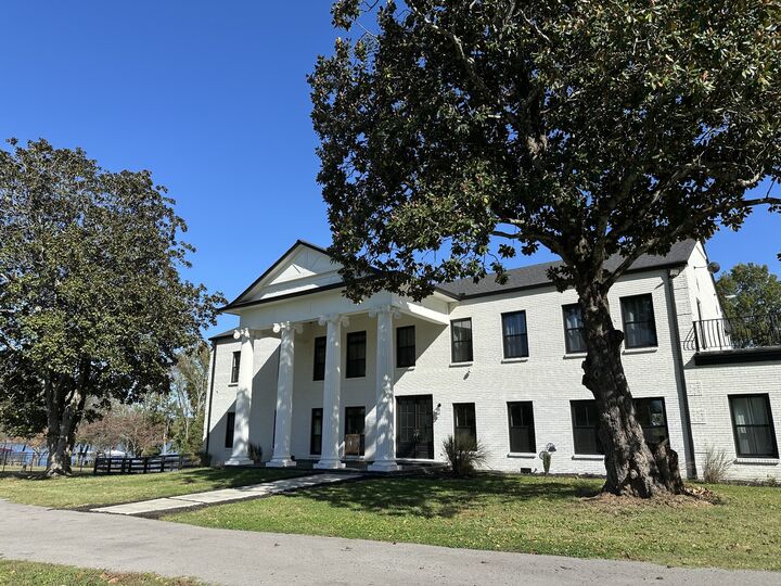 Property Photo:  195 Drifting Cir  TN 37087 