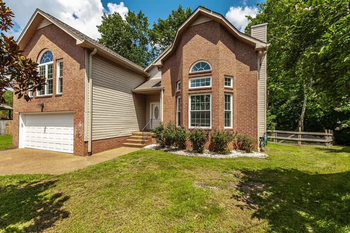 Property Photo:  3629 Applewood Ln  TN 37013 