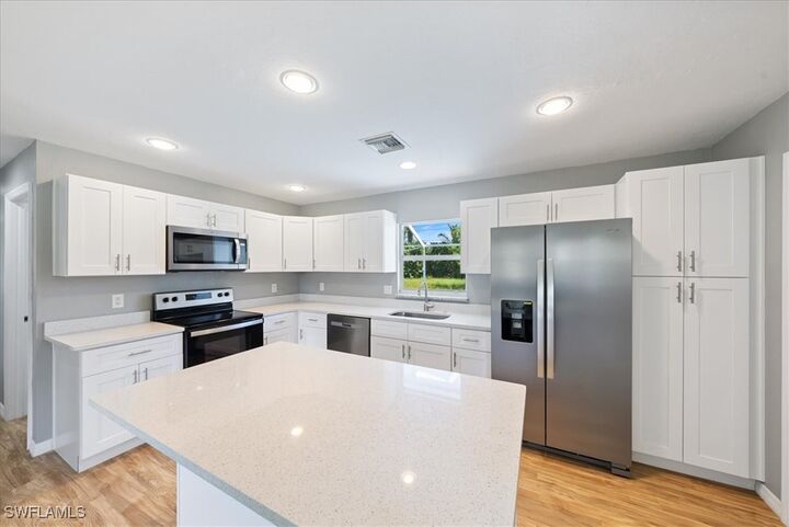 Property Photo: 4810 Duera Mae Drive FL 33908