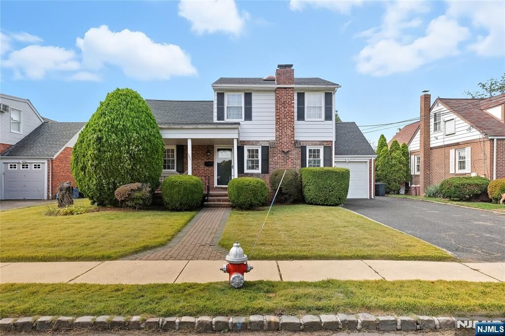 Property Photo:  595 Pine Avenue  NJ 07663 