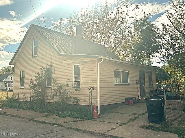 Property Photo: 6812 Lawn Avenue OH 44102