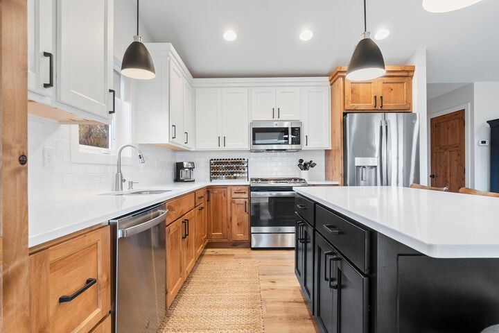 Property Photo:  2006 Lakepark Avenue  MN 56308 