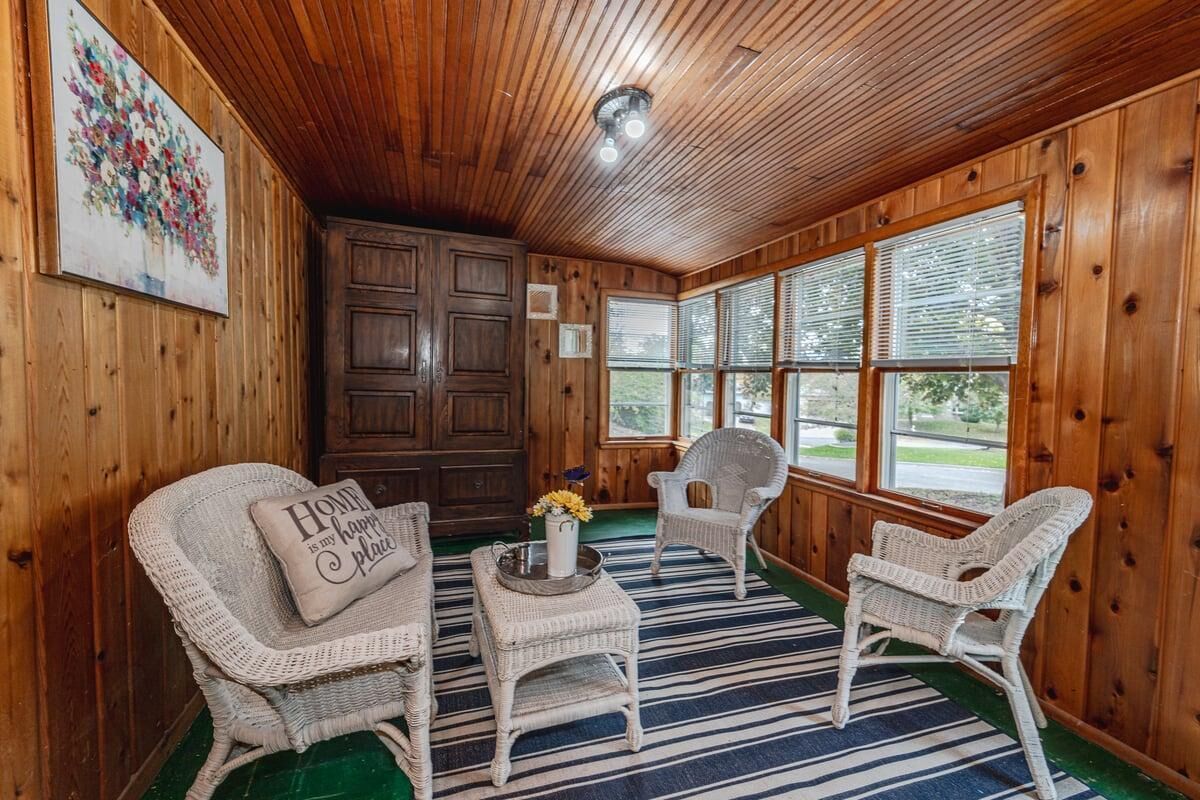 Property Photo: 1130 5th Avenue MN 55303