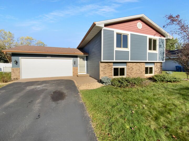 5657 144th Street W  Apple Valley MN 55124 photo