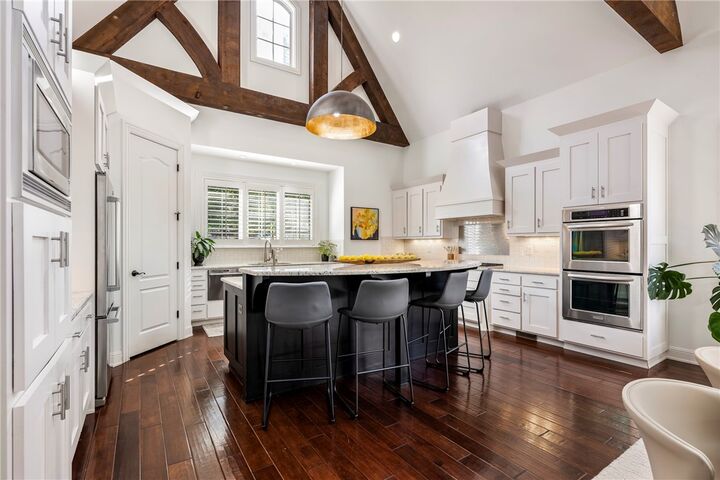 Property Photo: 6913 Balmoral Drive AR 72758