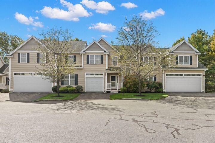 Property Photo:  22 Broadmoor Ln 22  MA 01960 