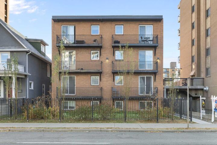 1027 12 Avenue SW 404  Calgary AB T2R 0J5 photo