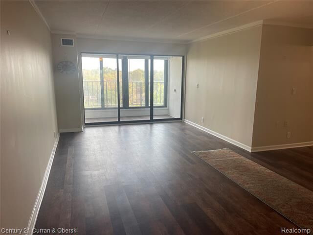 Property Photo: 21800 Morley Avenue 707 MI 48124