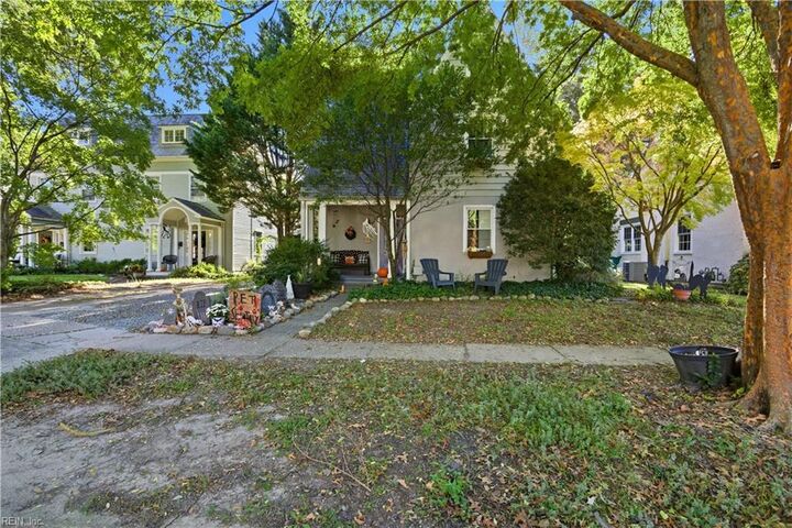 Property Photo: 317 Palen Ave VA 23601