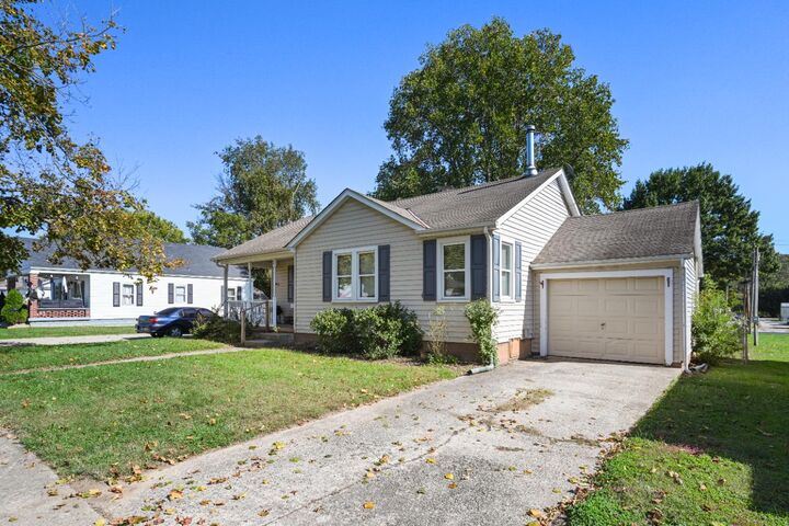 Property Photo:  411 S Walnut Street  IN 47040 