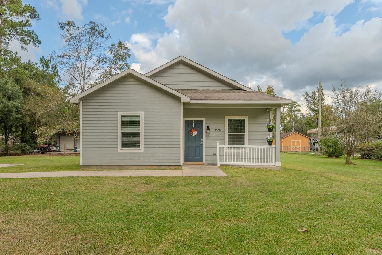 Property Photo:  13370 Rolling Hills  TX 77713