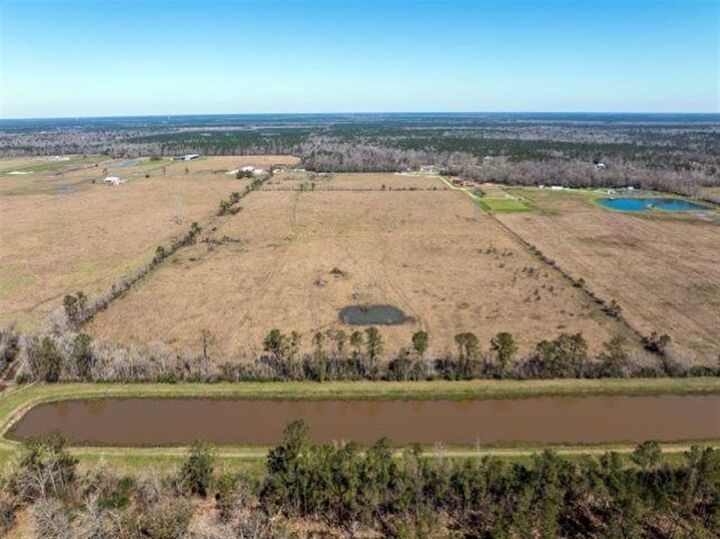 Property Photo:  3471 W Houston River Road W  LA 70663