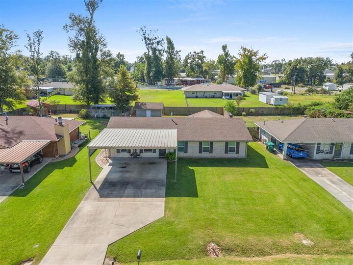 Property Photo: 2505 Jayson Street LA 70663