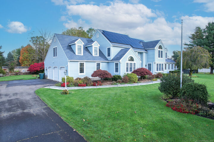 Property Photo:  324 South Meriden Road  CT 06410