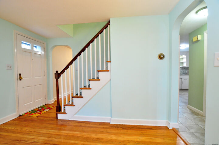 Property Photo:  30 Lovell Avenue  CT 06095