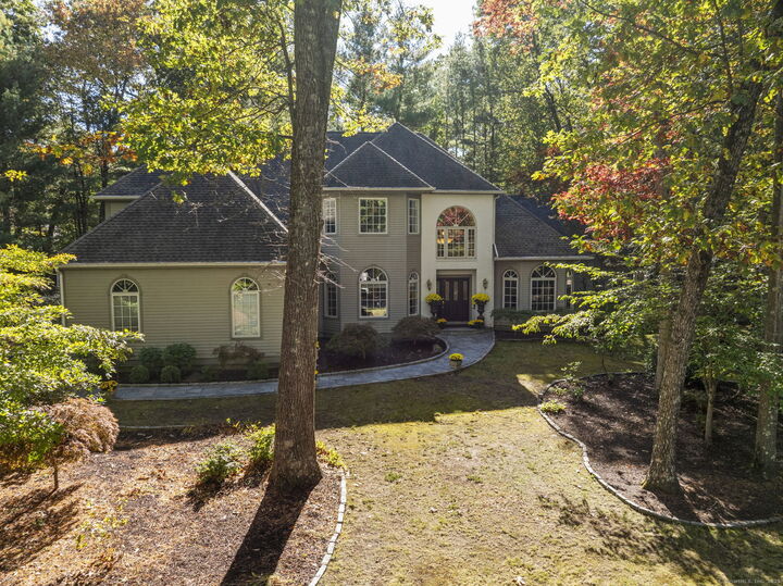 13 Chatsworth Place  Farmington CT 06032 photo