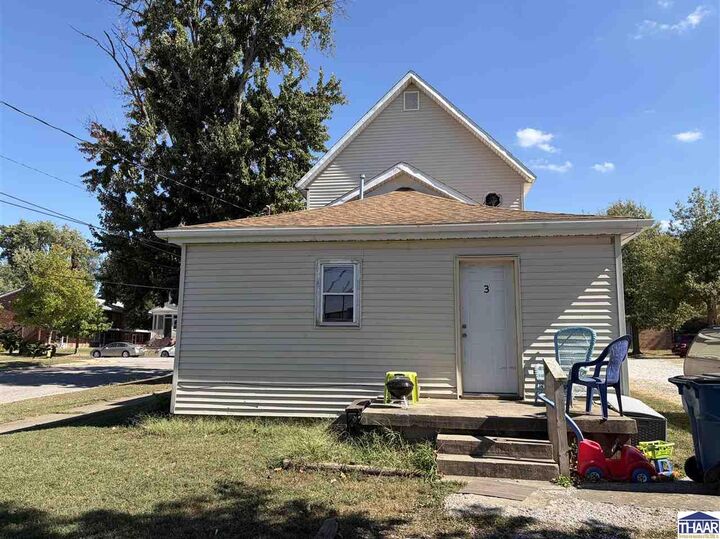 Property Photo: 601 S 4th Street IN 47807