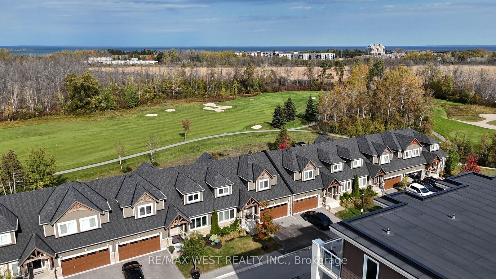 Property Photo: 8 Spooner Crescent ON L9Y 1T3