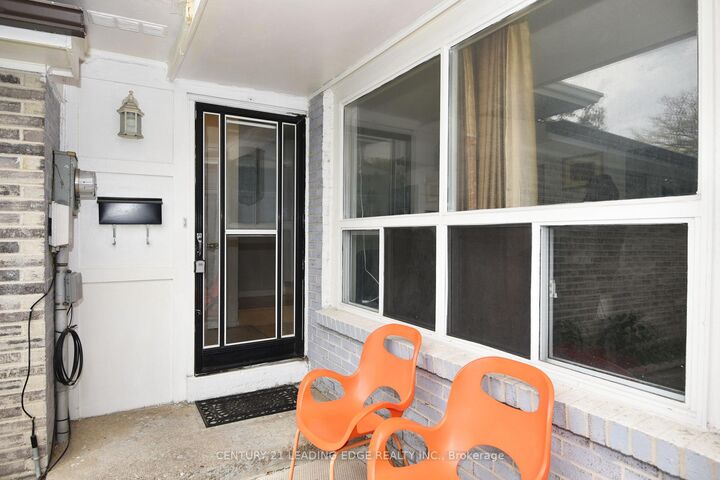 Photo de la propriété: 35 Horseley Hill Drive ON M1B 1W4