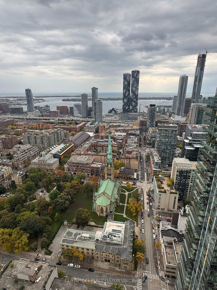 89 Church Street 5008  Toronto ON M5C 0B7 photo