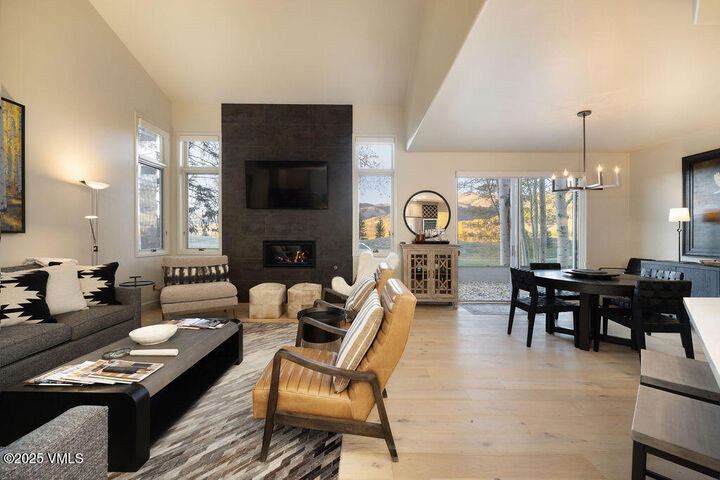 Property Photo:  170 Wildflower Place 11  CO 81632