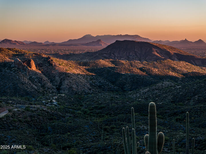 Property Photo: 9108 E Grapevine Pass Pass 338 AZ 85262