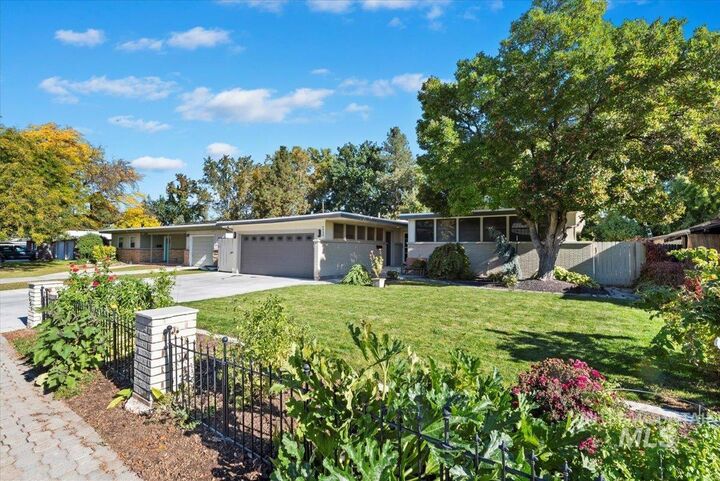 Property Photo:  6430 W Fairfield Av  ID 83709