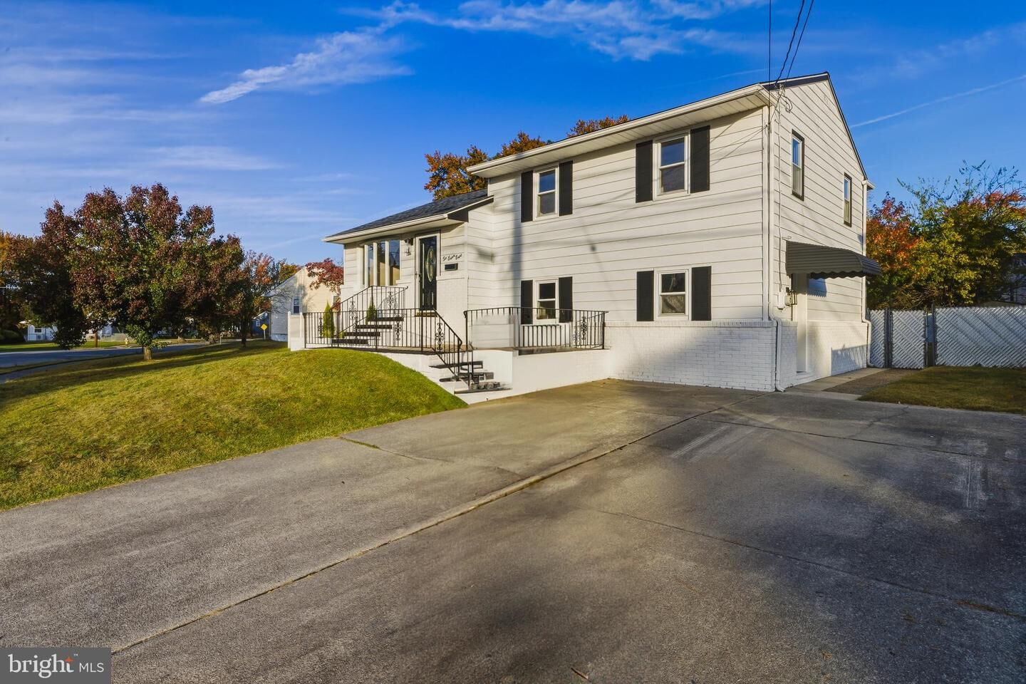 Property Photo:  688 Dettmar Terrace  NJ 08078 