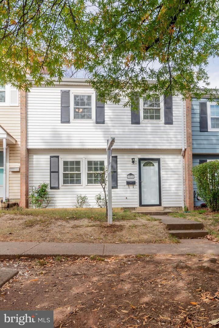 Property Photo:  7518 Quail Run Lane  VA 20109
