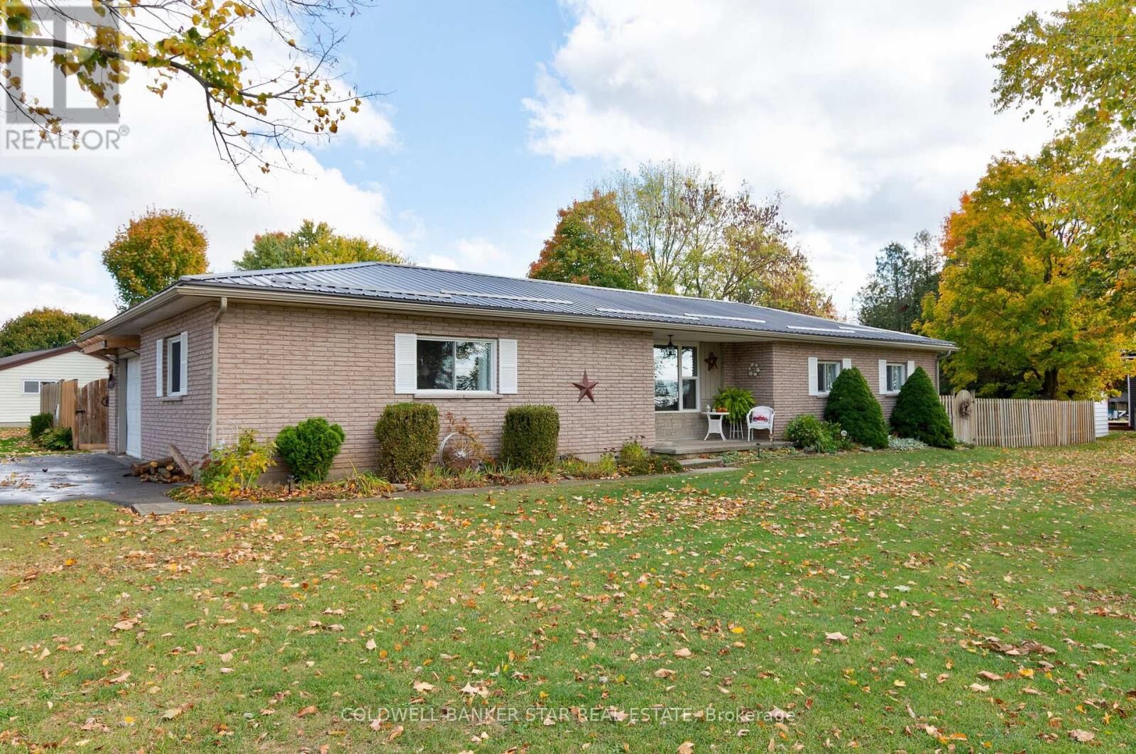 Property Photo: 35613 Victoria Street ON N0L 1K0