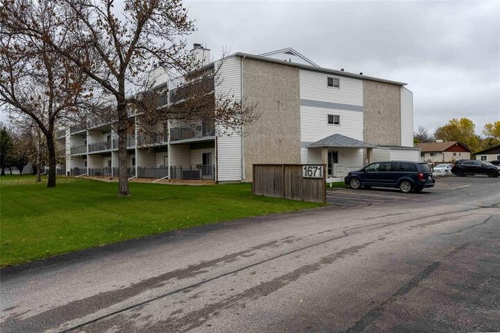 Photo de la propriété: 1671 Plessis Road MB R3W 1M1