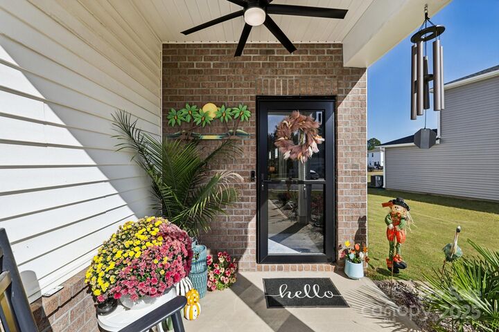 Property Photo:  208 Canoga Avenue  SC 29745 