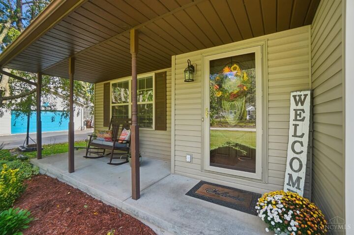 Property Photo:  1336 Dee Dee Lane  OH 45102