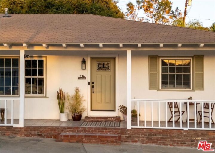 Property Photo:  336 N Bradoaks Ave  CA 91016