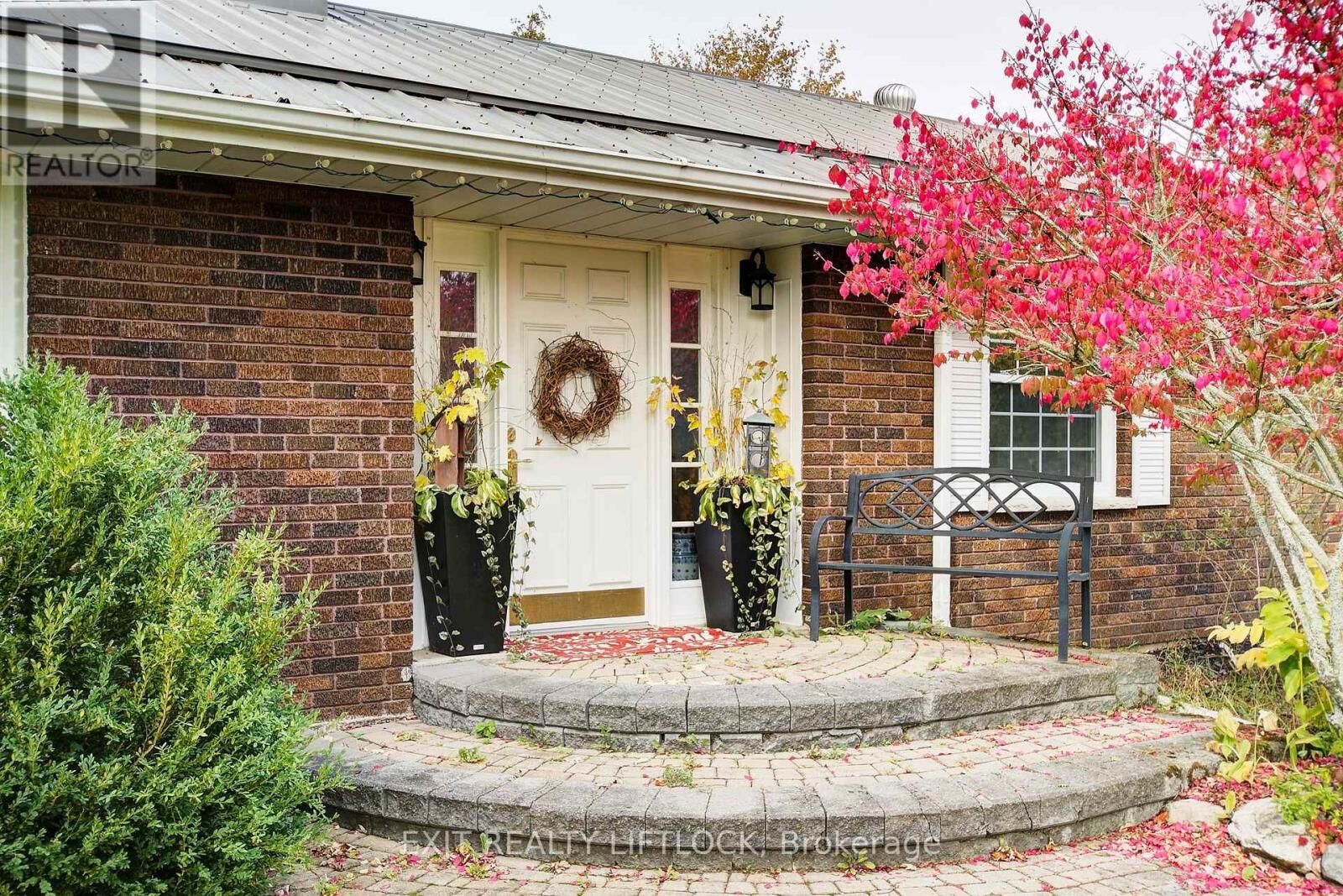 Property Photo:  544 County Road 8  ON K0L 2H0