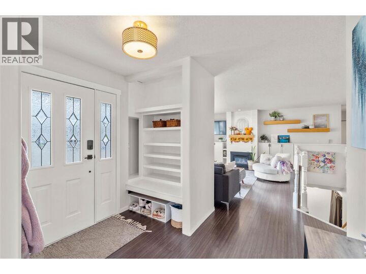 Property Photo:  1064 Fleetwood Place  BC V2B 8J4