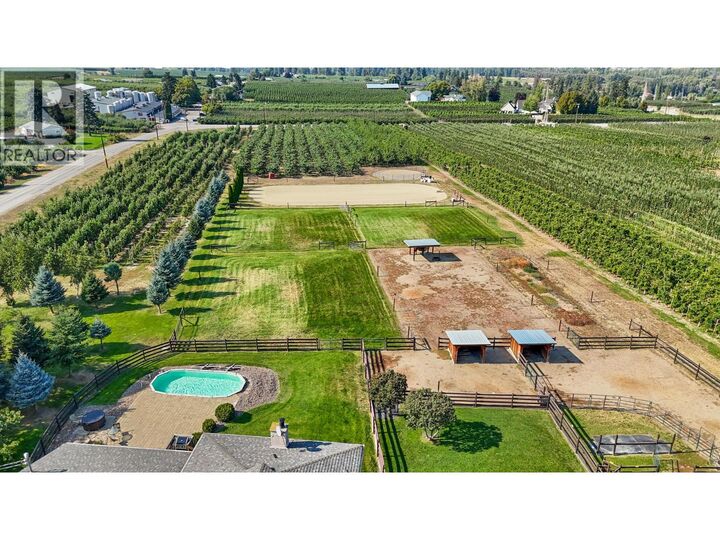 Photo de la propriété:  3769 Spiers Road  BC V1W 4B1