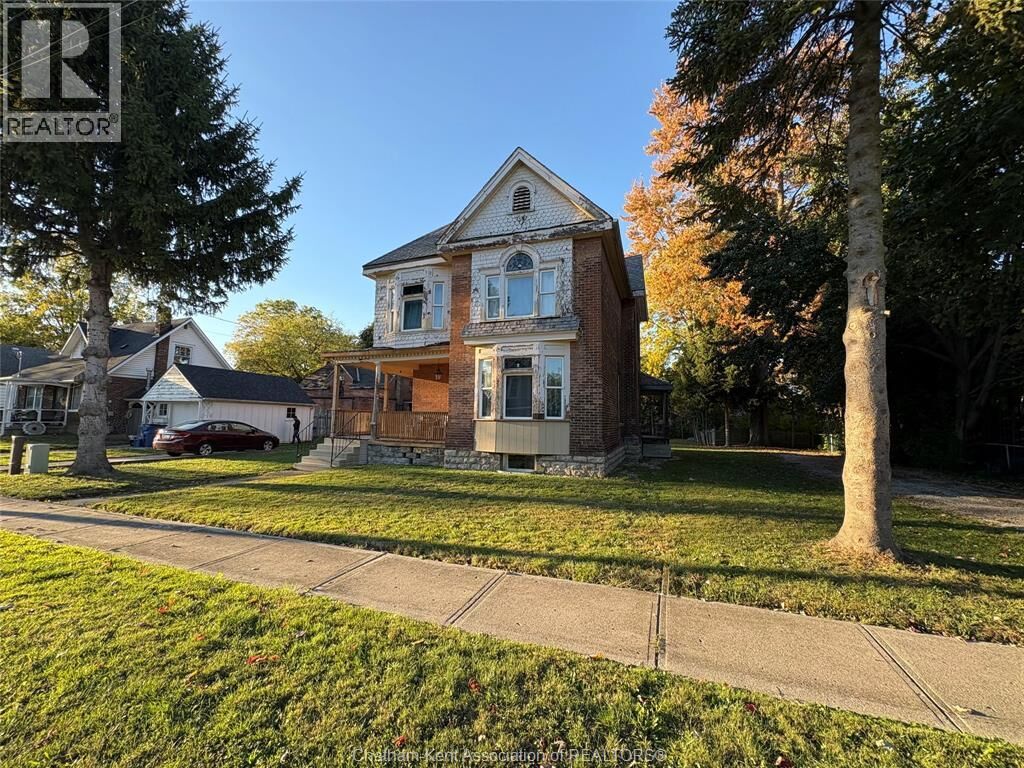 Property Photo: 27 & 31 Wade Street ON N7M 3T6