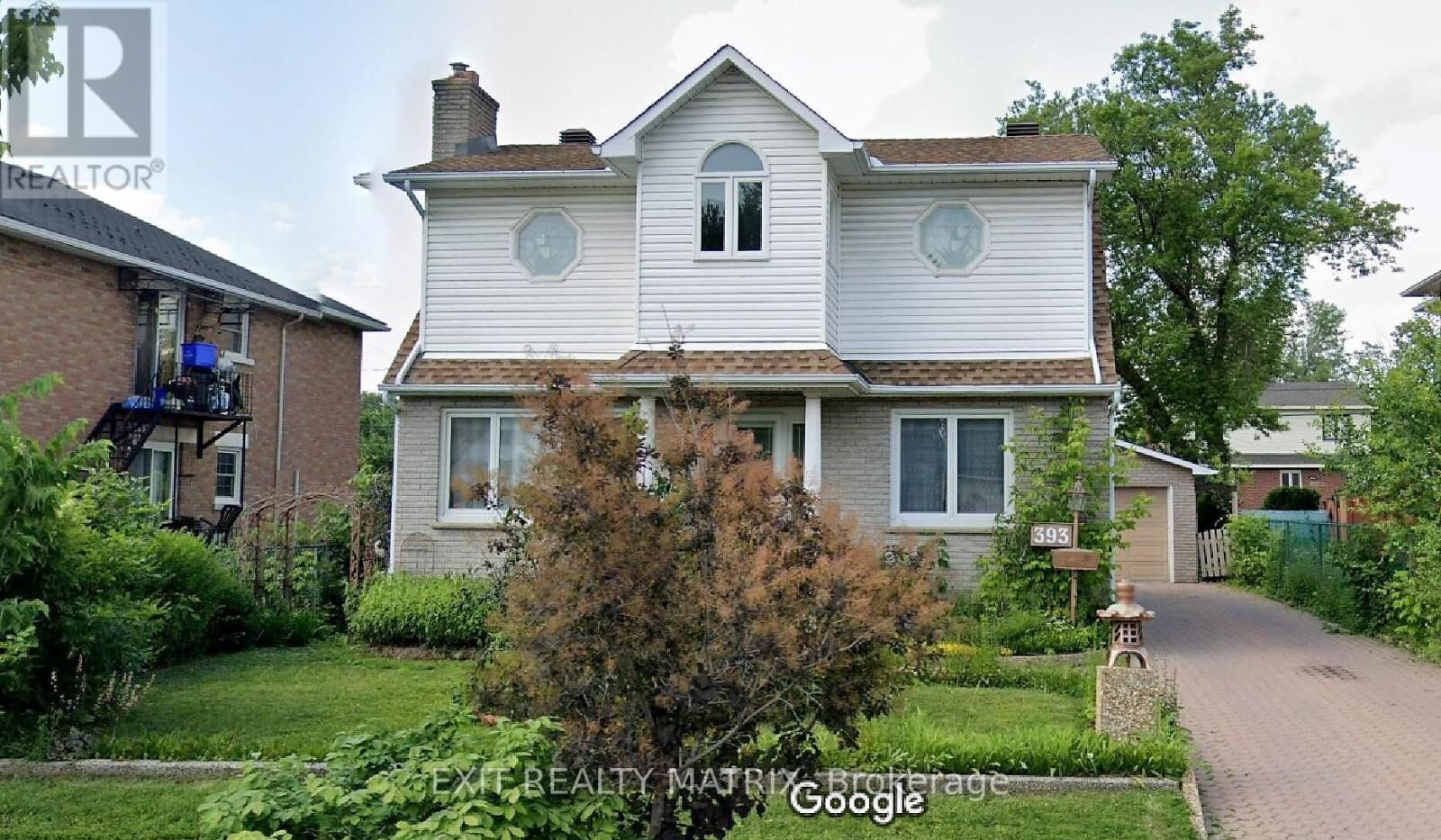 Property Photo:  393 Donald Street  ON K1K 1M2 
