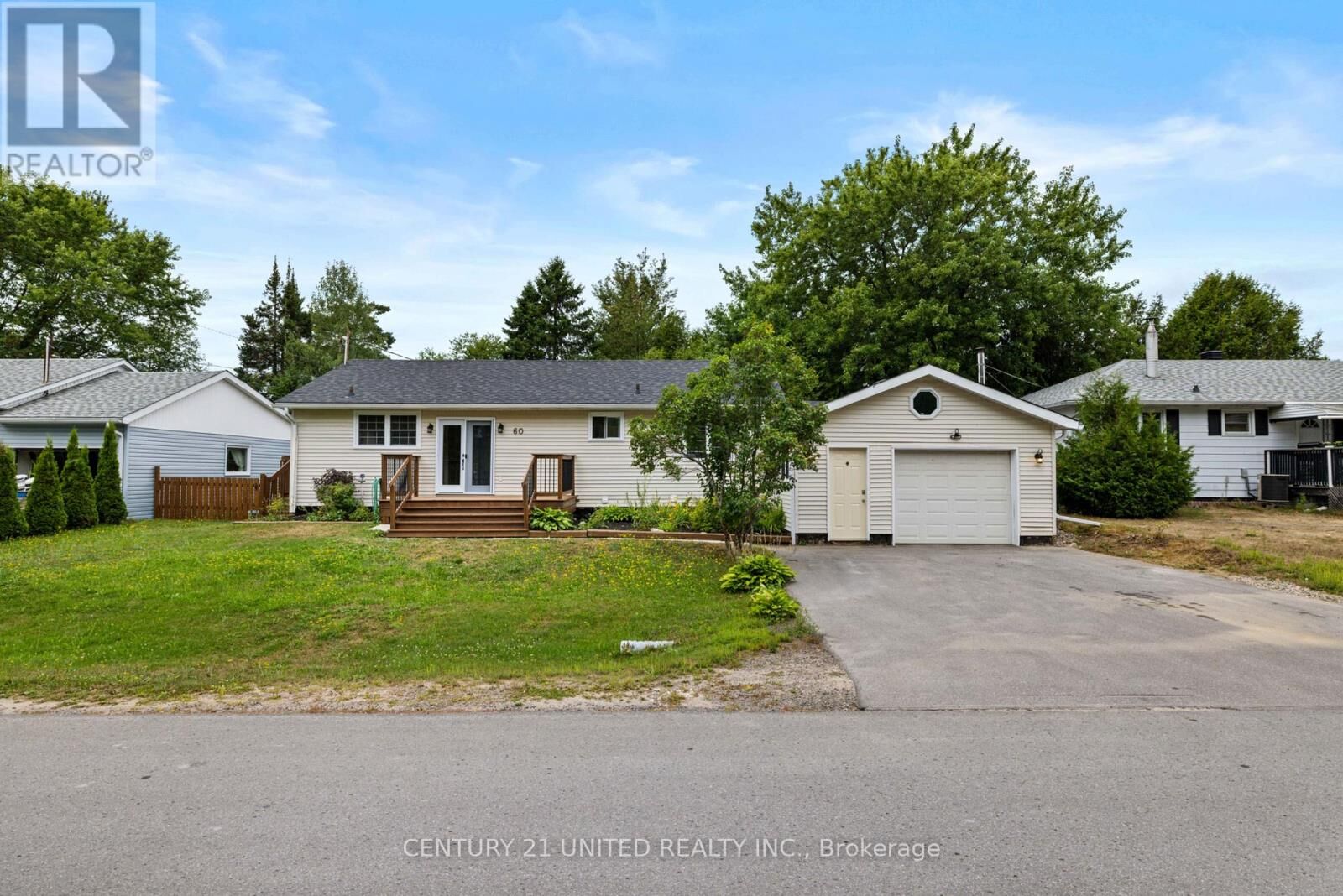 Property Photo:  60 Hemlock Street  ON K0L 1M0