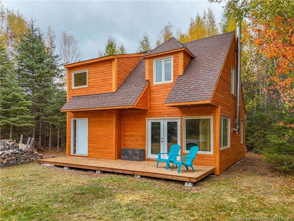 Property Photo:  13 Meadows Lane  NB E6E 1K4 