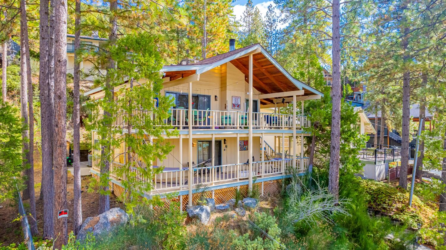 Property Photo:  37739 Shoreline Drive  CA 93604 