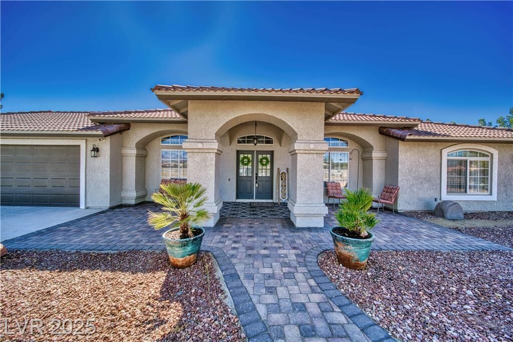 Property Photo:  1131 China Street  NV 89048 