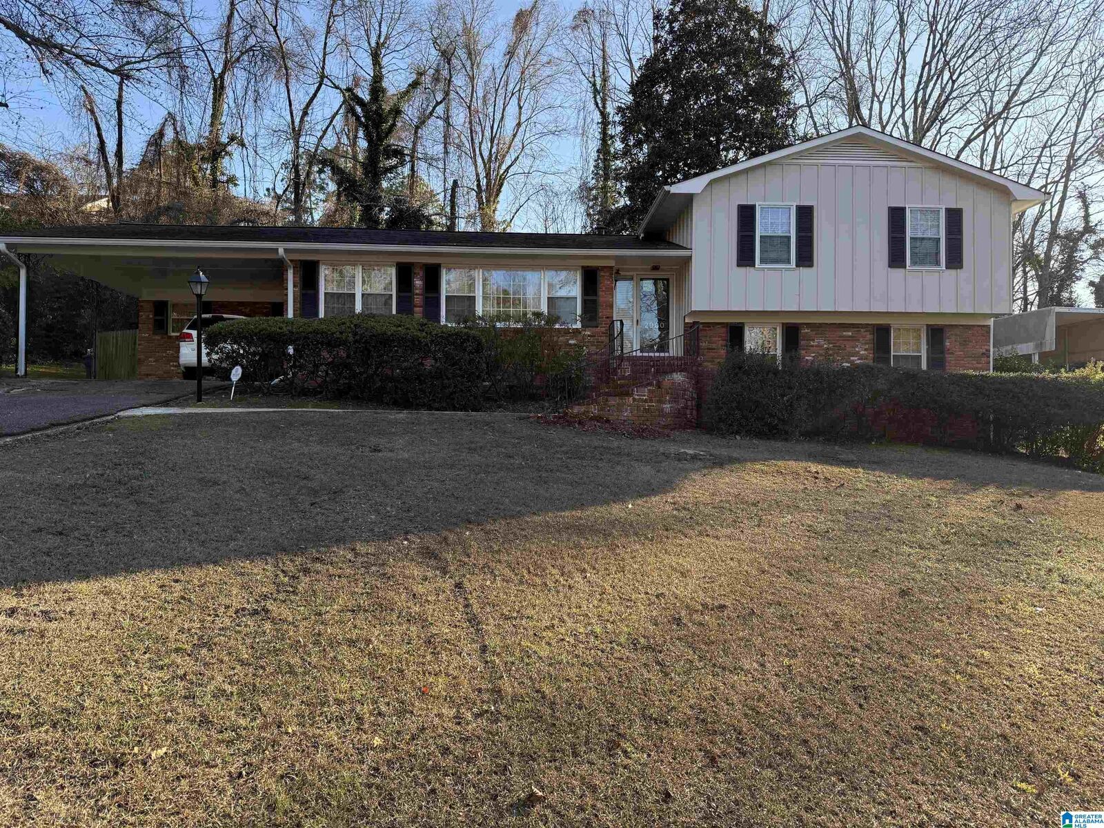 Property Photo:  2000 Henry Road  AL 36207 