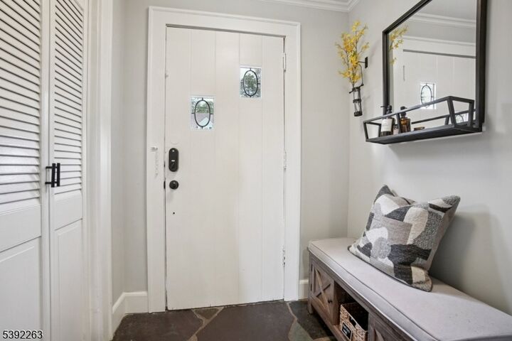 Property Photo:  21 Glen Rd  NJ 07052 