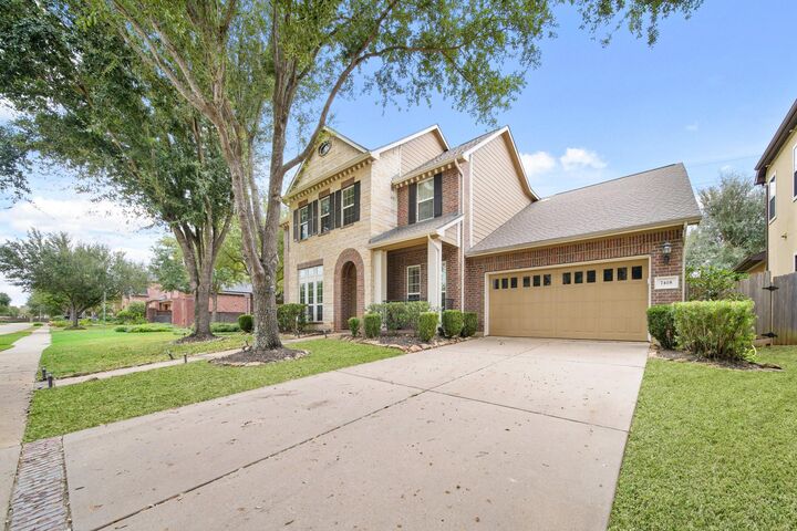 Property Photo: 7418 Dresden Avenue TX 77479