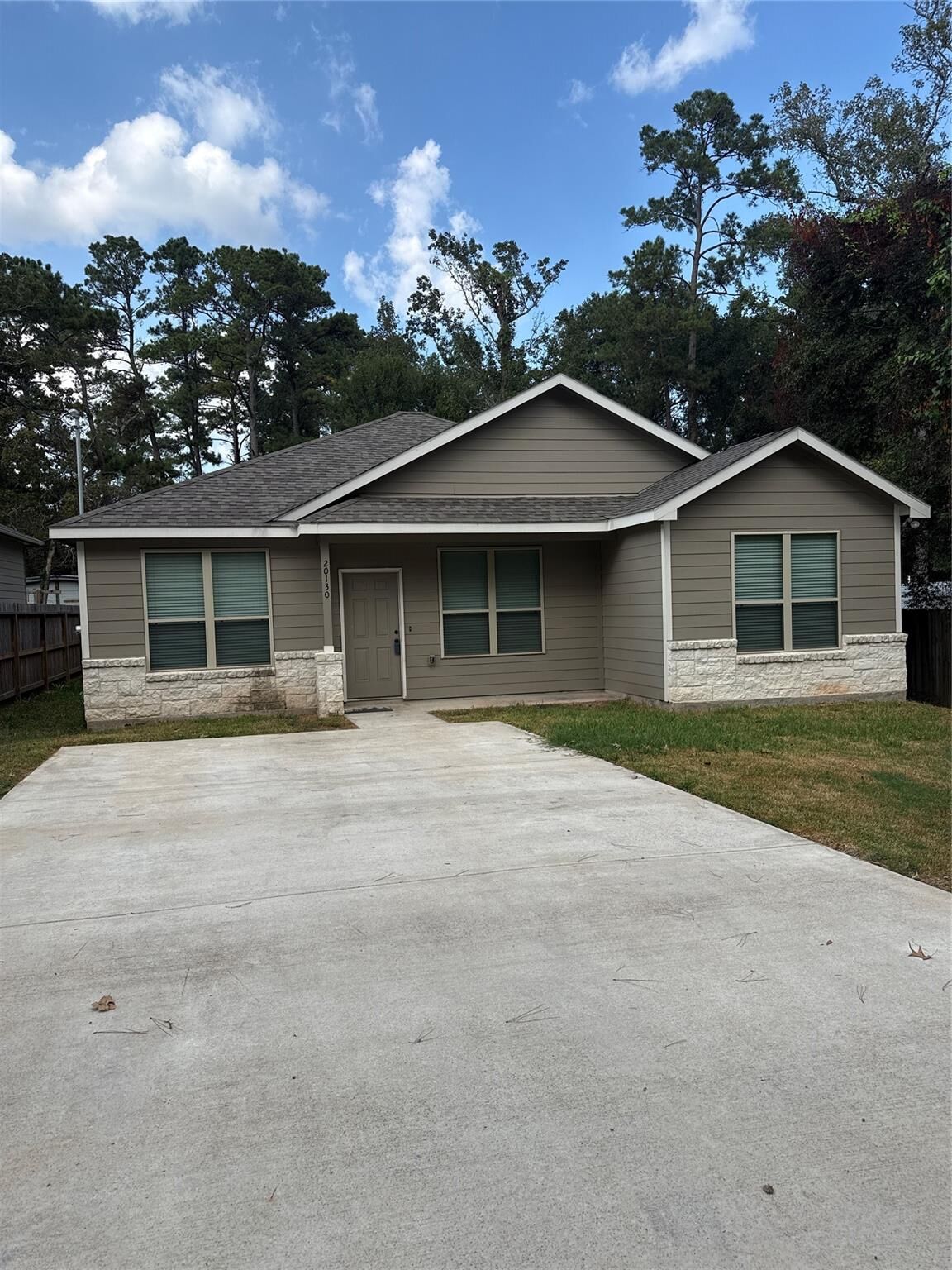 Property Photo:  20130 Parkway Lane  TX 77356 